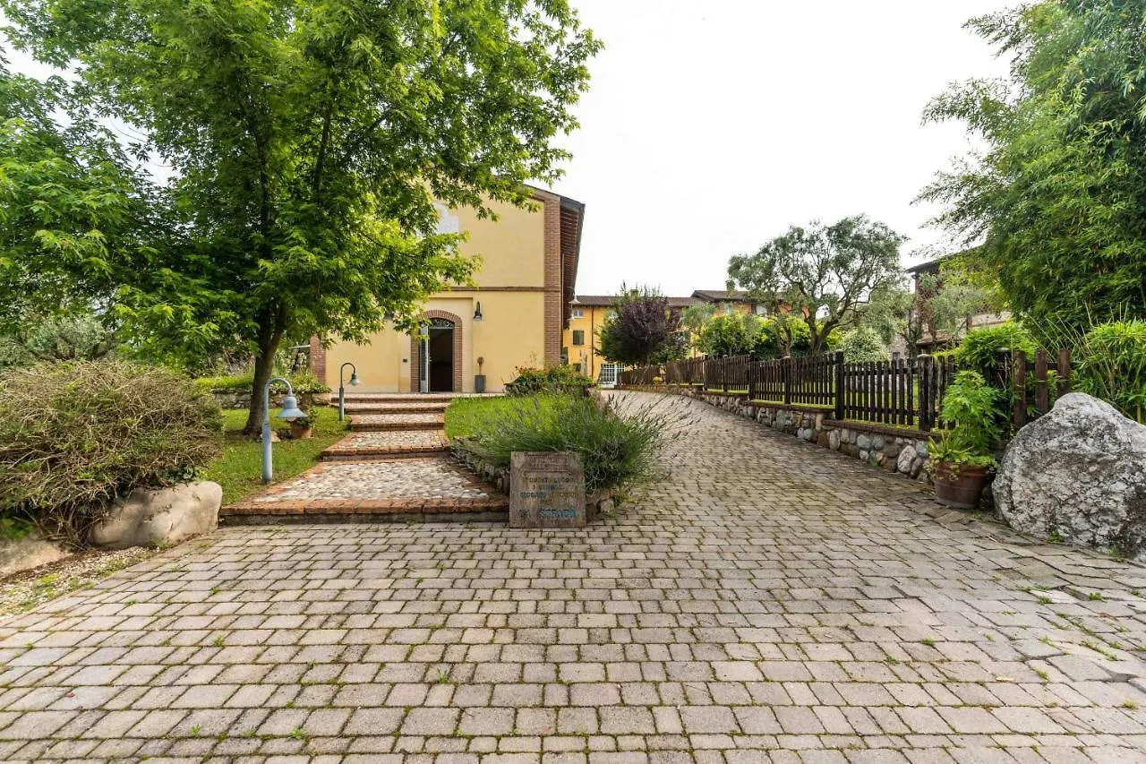 Farm stay Agriturismo Corte Salandini Ponti sul Mincio